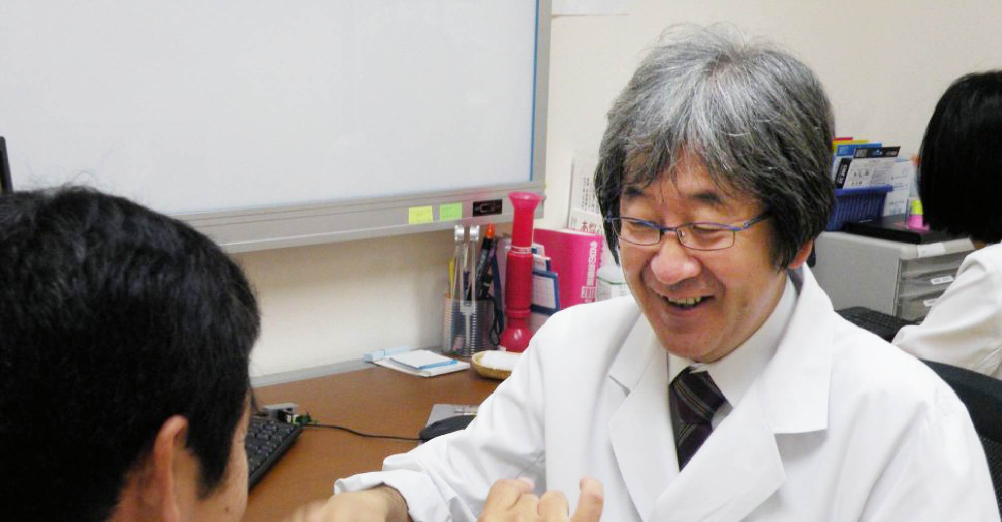 パーキンソン病のご相談は<br>名医が診察する城西神経内科クリニックへ